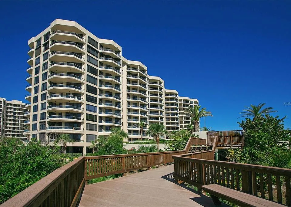 1211 Gulf Of Mexico Dr #1005