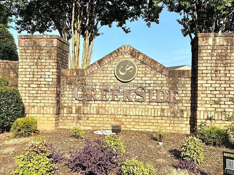 4104 Devonwood Ct — Photo 18