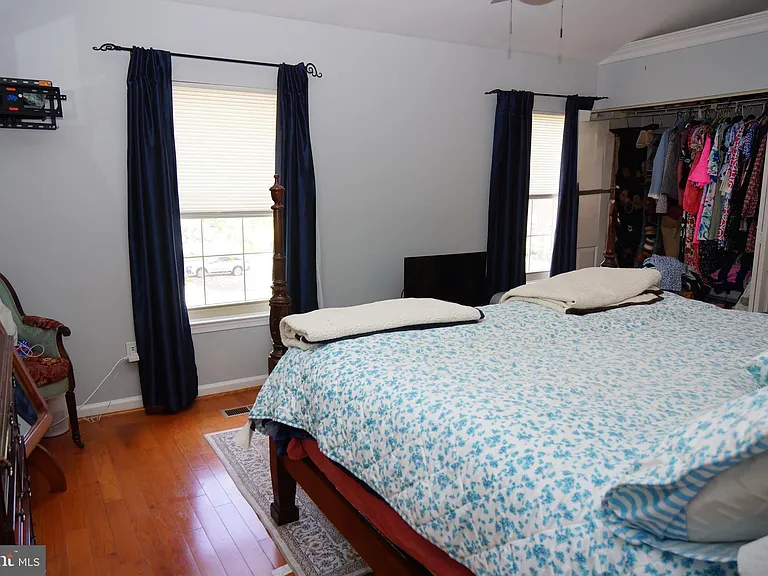 8 Cross Falls Cir — Photo 21