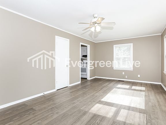 5th image of 4612 Augusta St