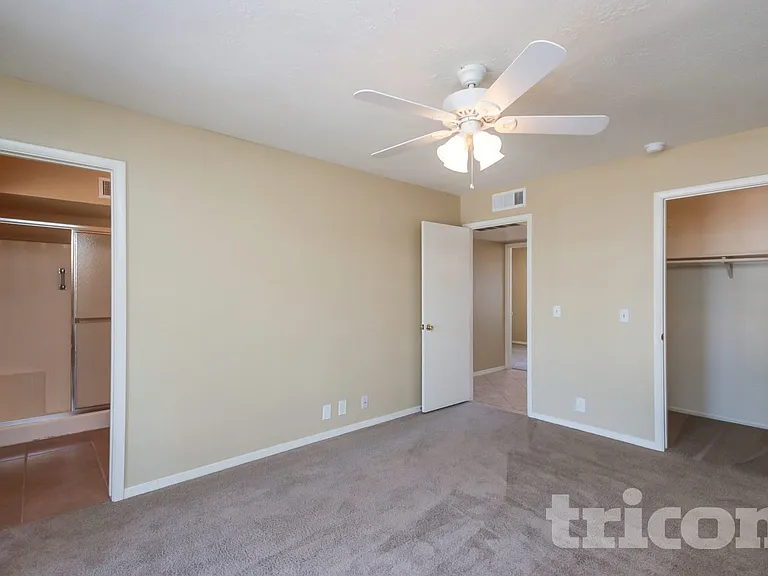 7334 W Carol Ave — Photo 11