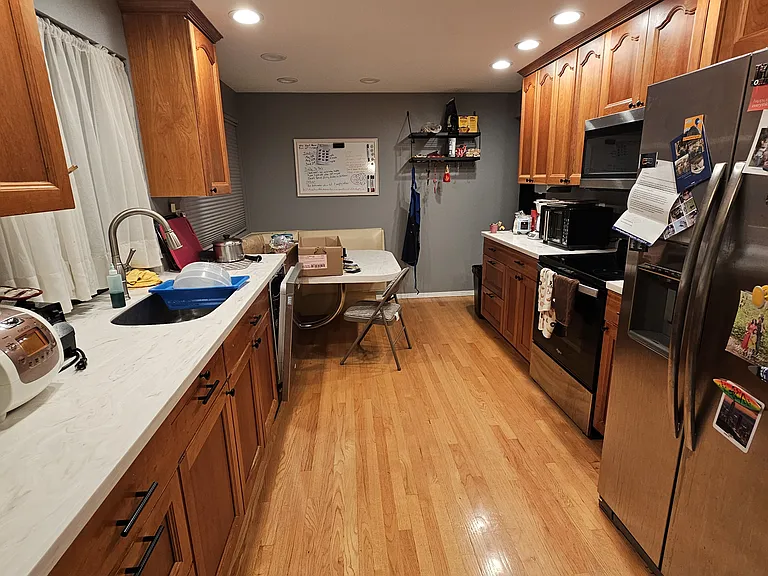 26803 Avon Ct — Photo 8