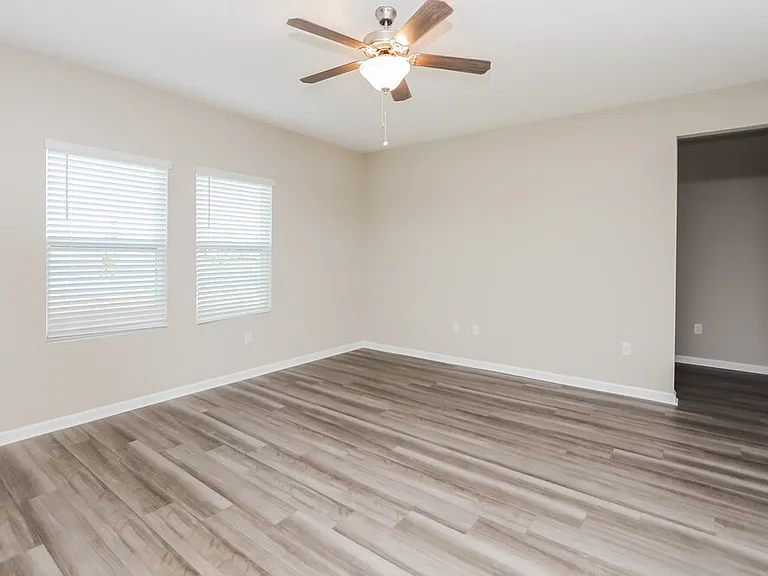 939 Kelly Fern Loop — Photo 4