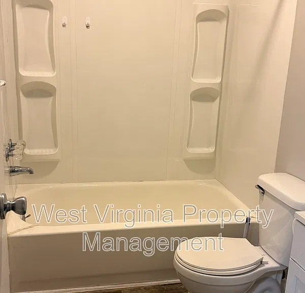 852 Mercer St #3 — Photo 7