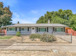 204 W Main St, Talent, OR 97540