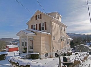 450 Hemlock St, Johnstown, PA 15906