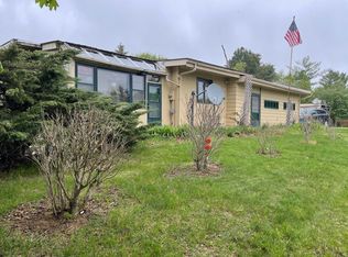 6520 Lansdown Dr, Dimondale, MI 48821
