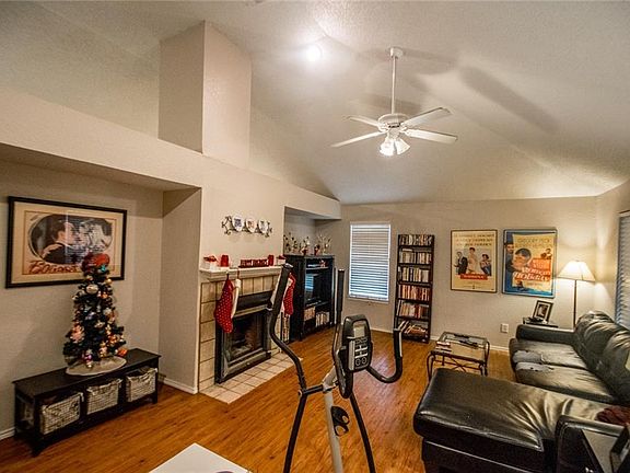 4th image of 1411 Edelweiss Dr