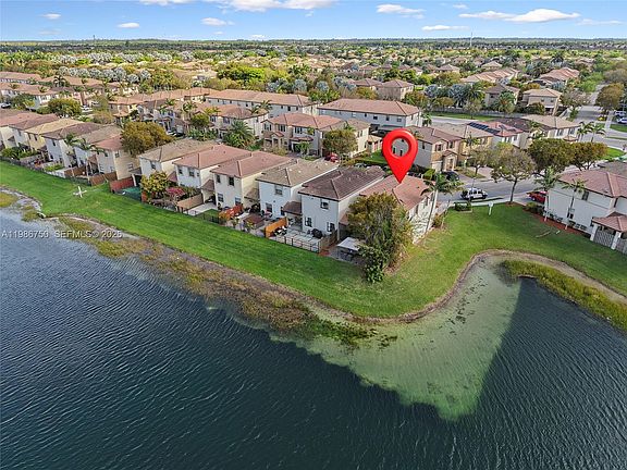 5th image of 11379 SW 239th St