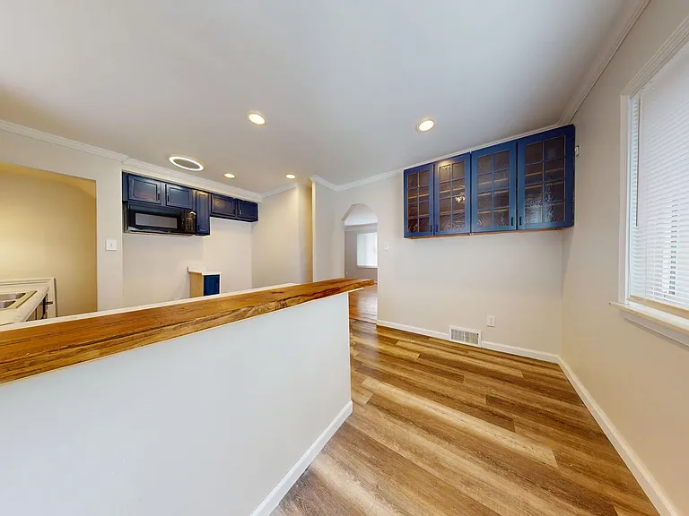 11728 Minden St — Photo 4