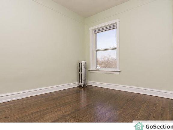 5th image of 7559 S Calumet Ave