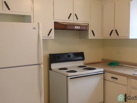3rd image of 14355 Park Ave #01