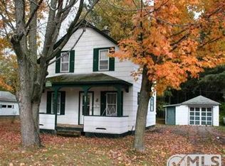 405 Ruby St, Iron River, MI 49935