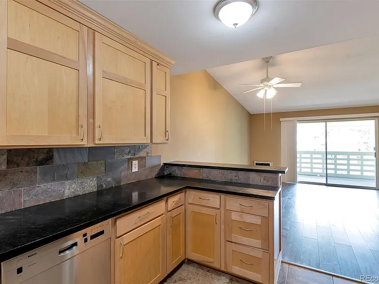 745 S Alton Way #2D — Photo 4