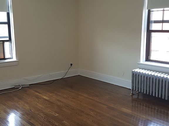3rd image of 6860 108th St APT 3F
