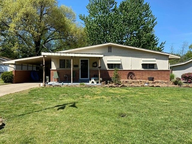 1st image of 1819 S Fairlawn Ave
