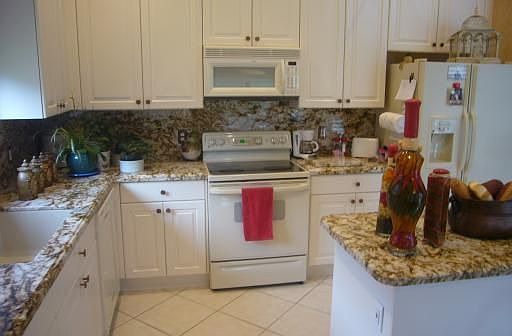 4th image of 8816 Via Tuscany Dr