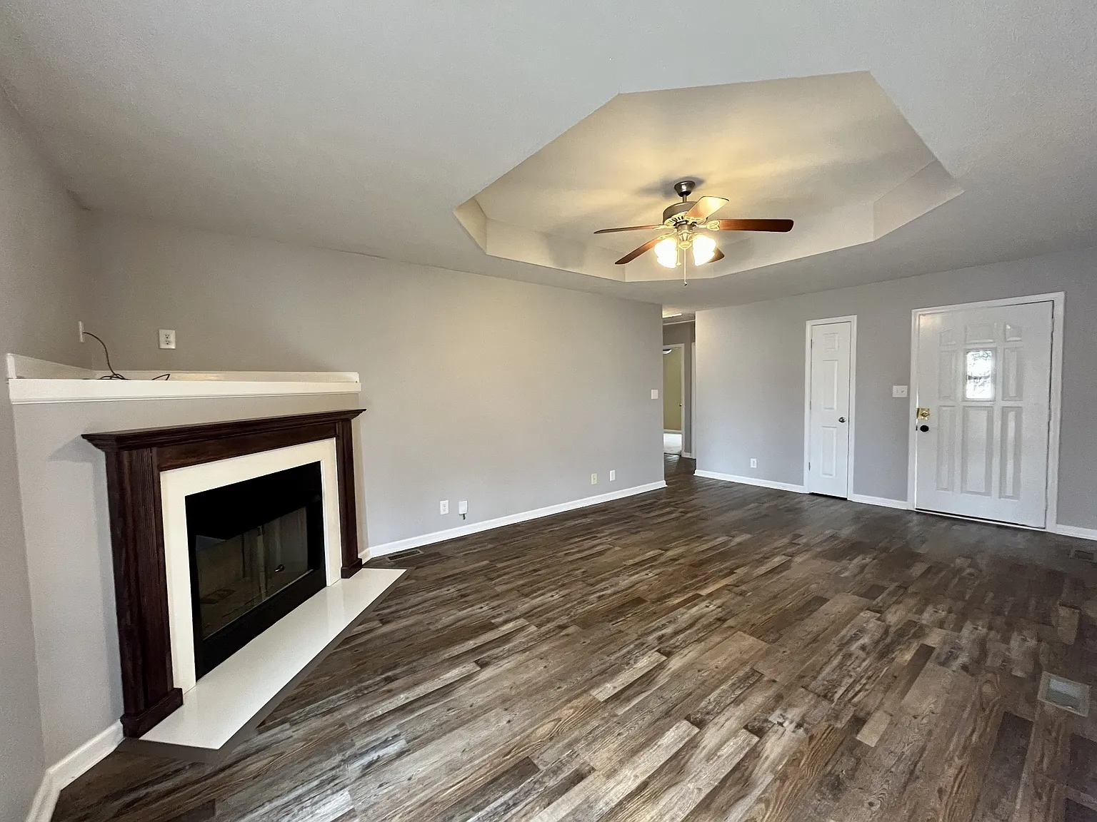 3 bed, 1108 sqft, $1,595 — Photo 2