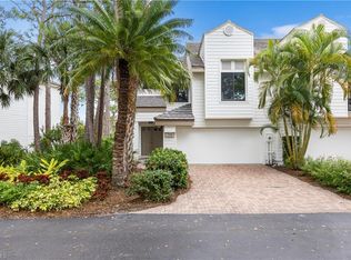 27131 Oakwood Lake Dr, Bonita Springs, FL 34134