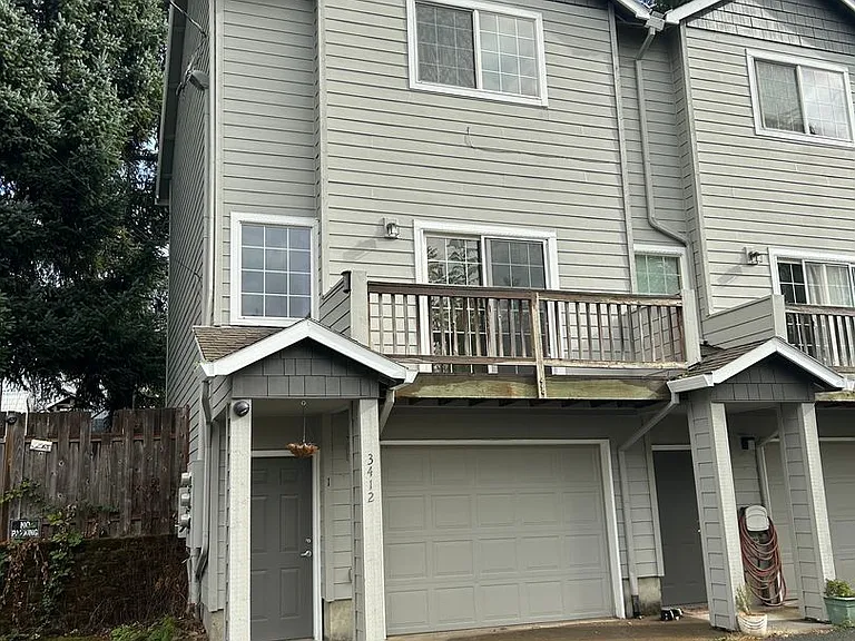 3412 SE Vineyard Rd #1 — Photo 1