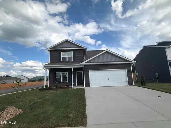 218 Artist Ave, Johnson City, TN 37615