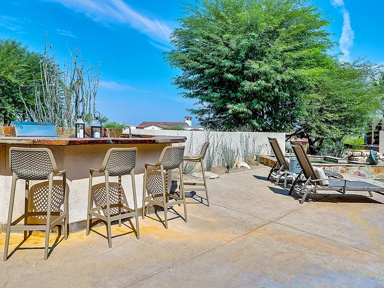 73115 Crosby Ln — Photo 44