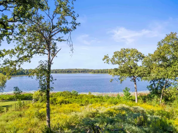 4527 Cascades Shoreline Dr, Tyler, TX 75709