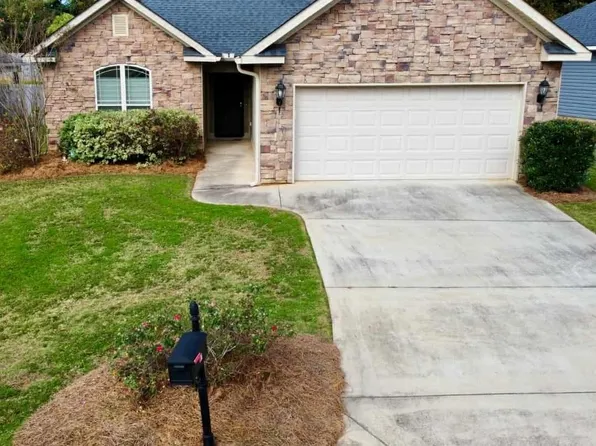 127 Hawks Ridge Trce, Byron, GA 31008