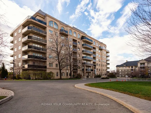 7 Dayspring Cir #601, Brampton, ON L6P 1B8