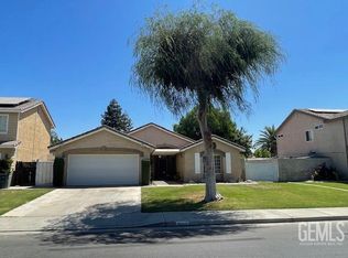 5902 California Spring Dr, Bakersfield, CA 93313