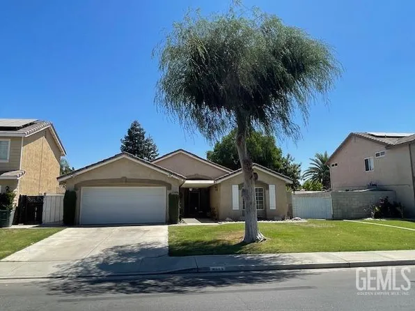 5902 California Spring Dr, Bakersfield, CA 93313