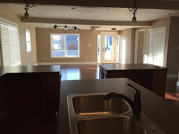 Open floor plan all freshly painted white