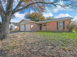 6232 Stardust Dr S, Watauga, TX 76148