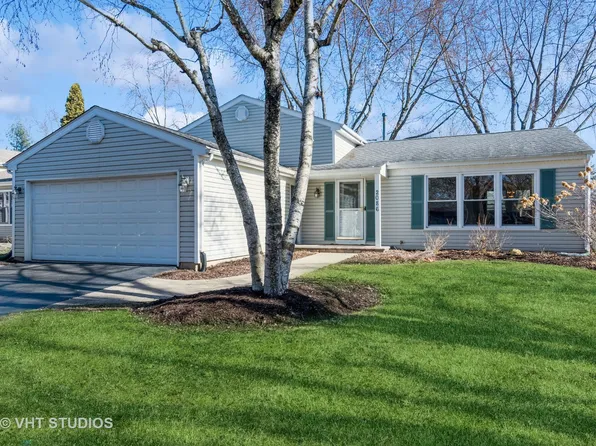 2086 Dorval Dr, Naperville, IL 60565