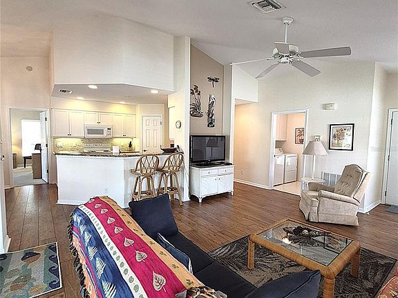 5th image of 14016 WILLOW GLEN COURT #212