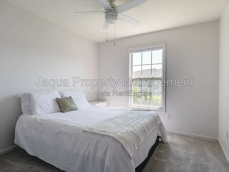 3397 Hampstead Ct — Photo 23