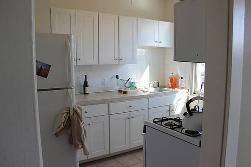 120 Kraft Ave Photo 1