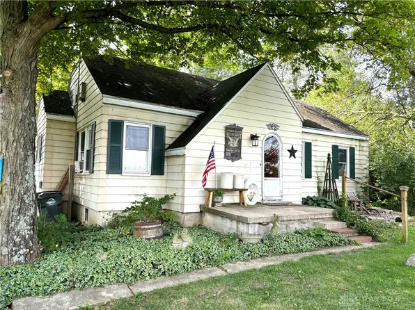 11170 Amity Rd, Brookville, OH 45309