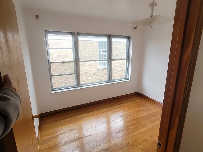 5113 N Mango Ave #2 — Photo 6