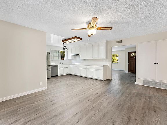 3rd image of 6629 Neddy Ave