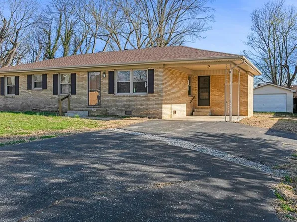 319 Linda Dr, Hopkinsville, KY 42240