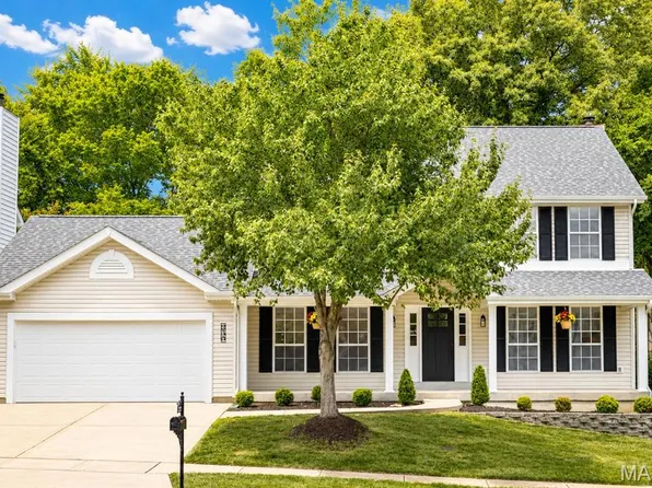 235 Cherry Hills Meadows Dr, Grover, MO 63040