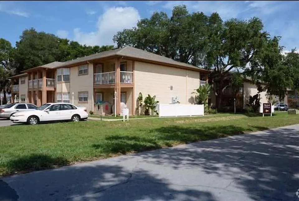 5551 Executive Dr