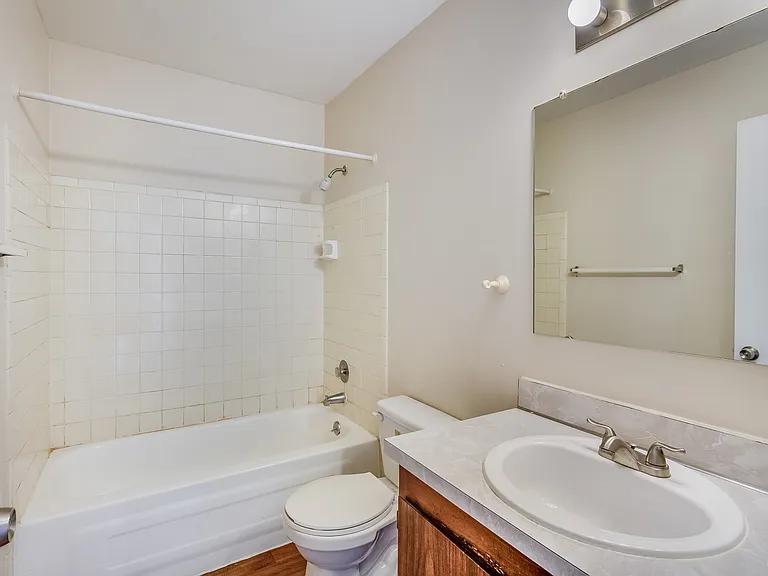 55 Suzanne Dr — Photo 11