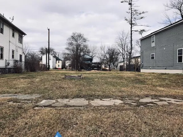 225 Ferris St, Highland Park, MI 48203
