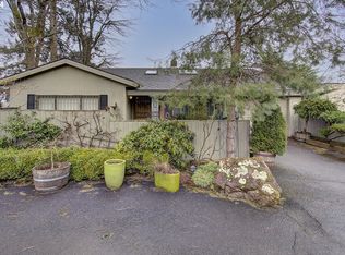 6505 SE Thorburn St, Portland, OR