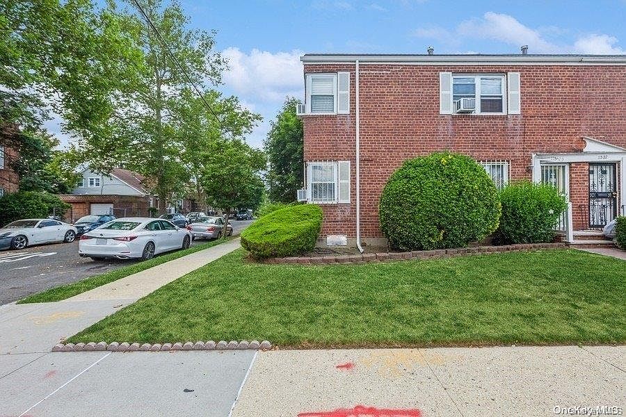 1st image of 115-26 Francis Lewis Boulevard