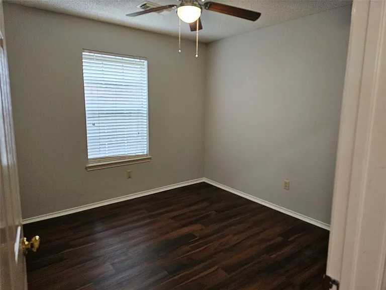 6930 Shady Ln — Photo 8