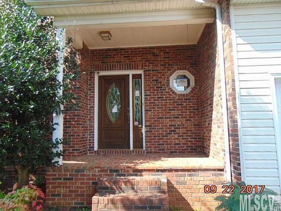 2nd image of 509 30th Avenue Cir NE