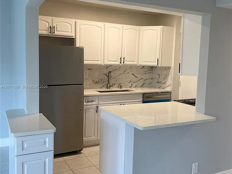 455 S Pine Island Rd #110C — Photo 4